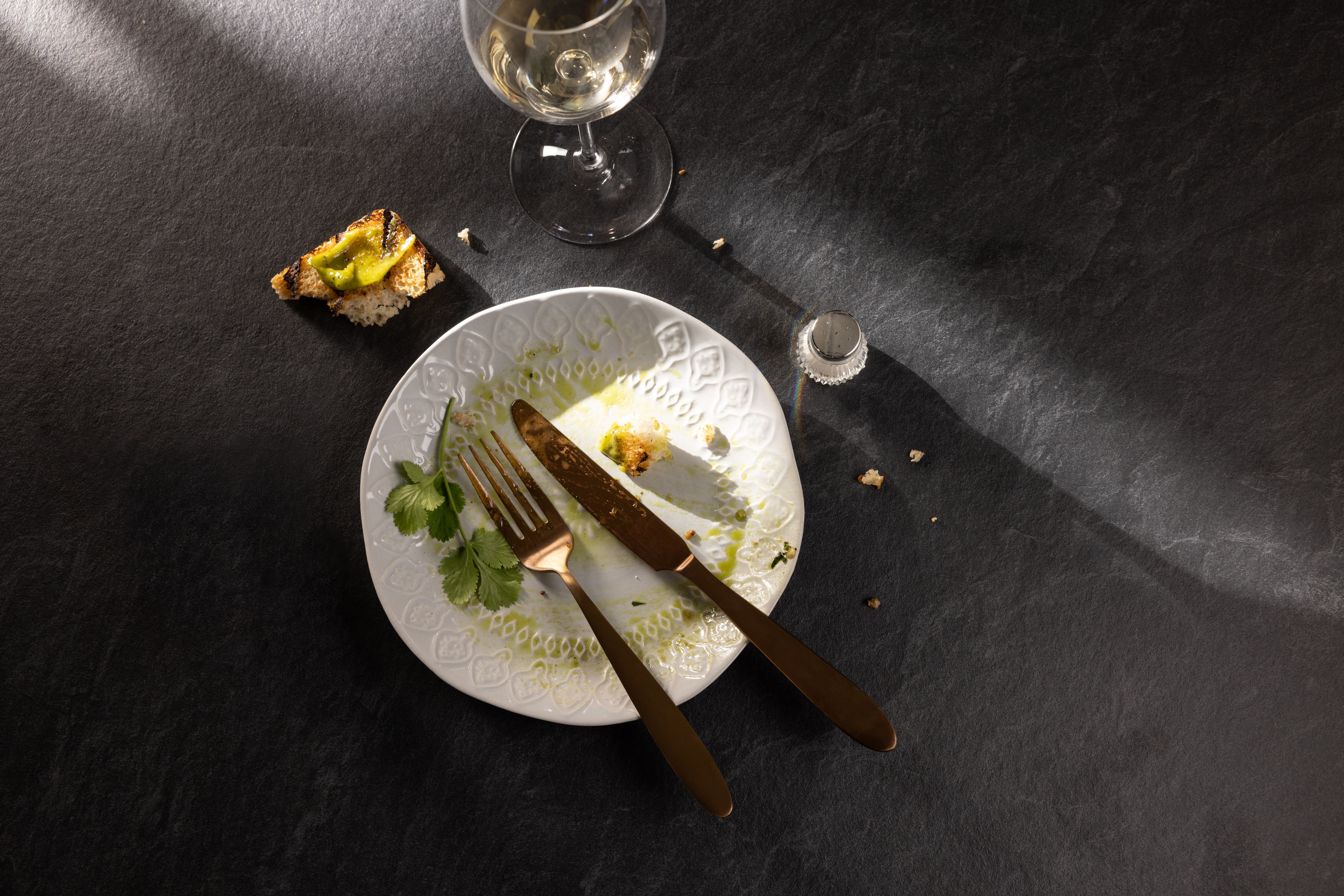 Leerer Teller nach dem Essen